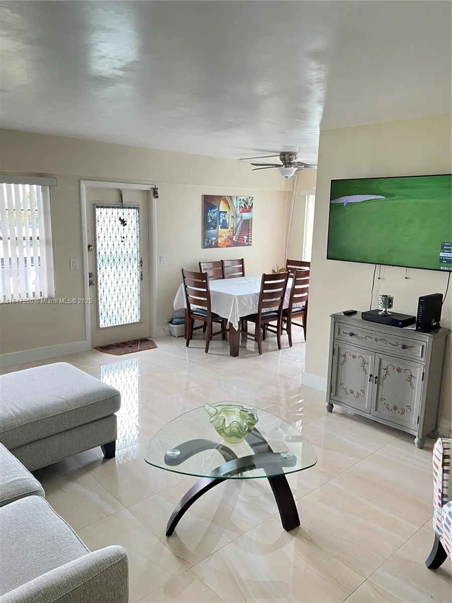 155 Suffolk D # D, Boca Raton FL 33434