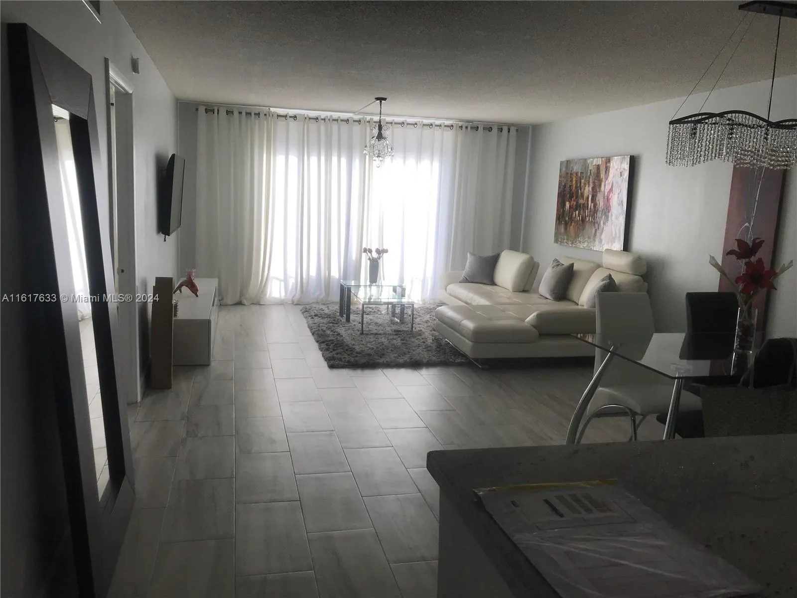 427 Golden Isles Dr # 16B, Hallandale Beach FL 33009