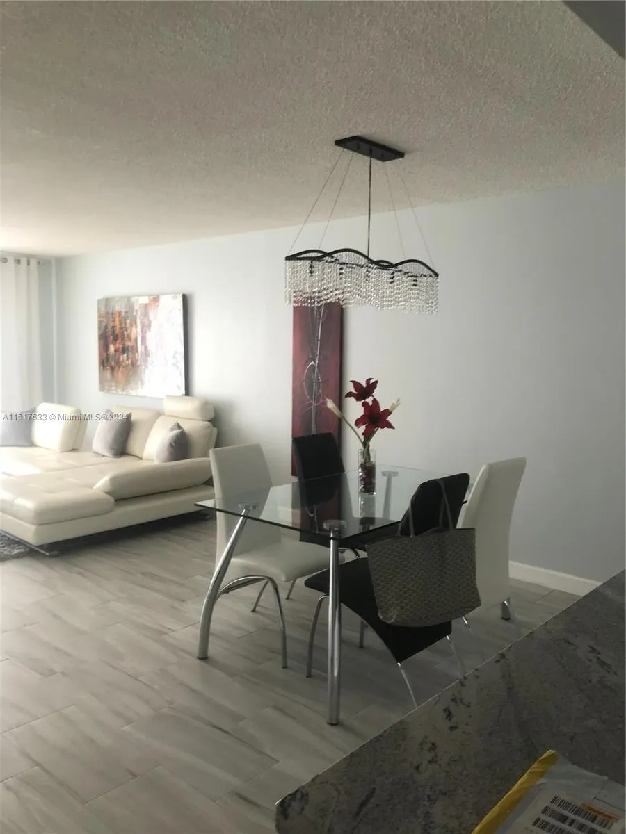 427 Golden Isles Dr # 16B, Hallandale Beach FL 33009