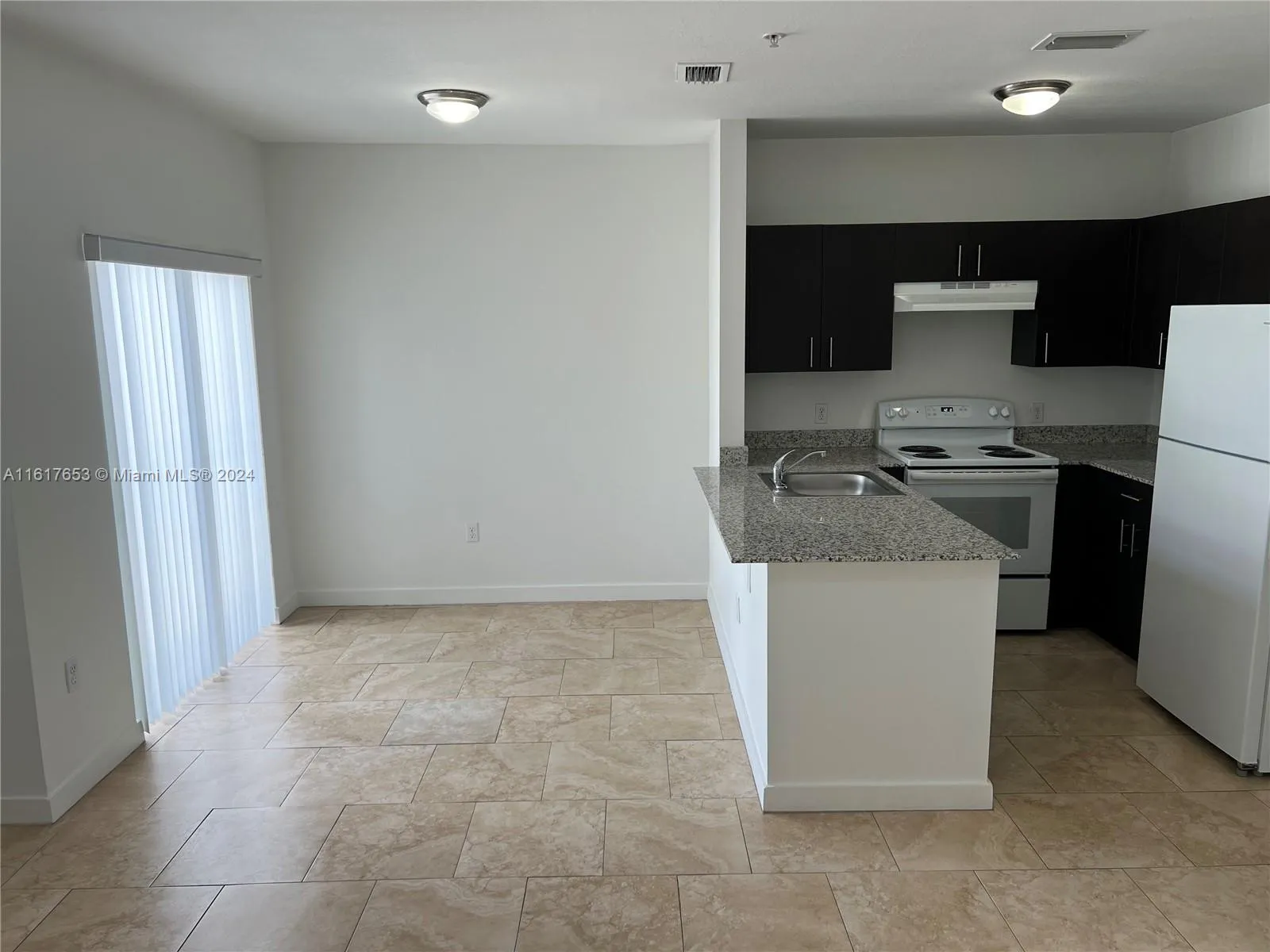 7945 W 2nd Ct # 102, Hialeah FL 33014