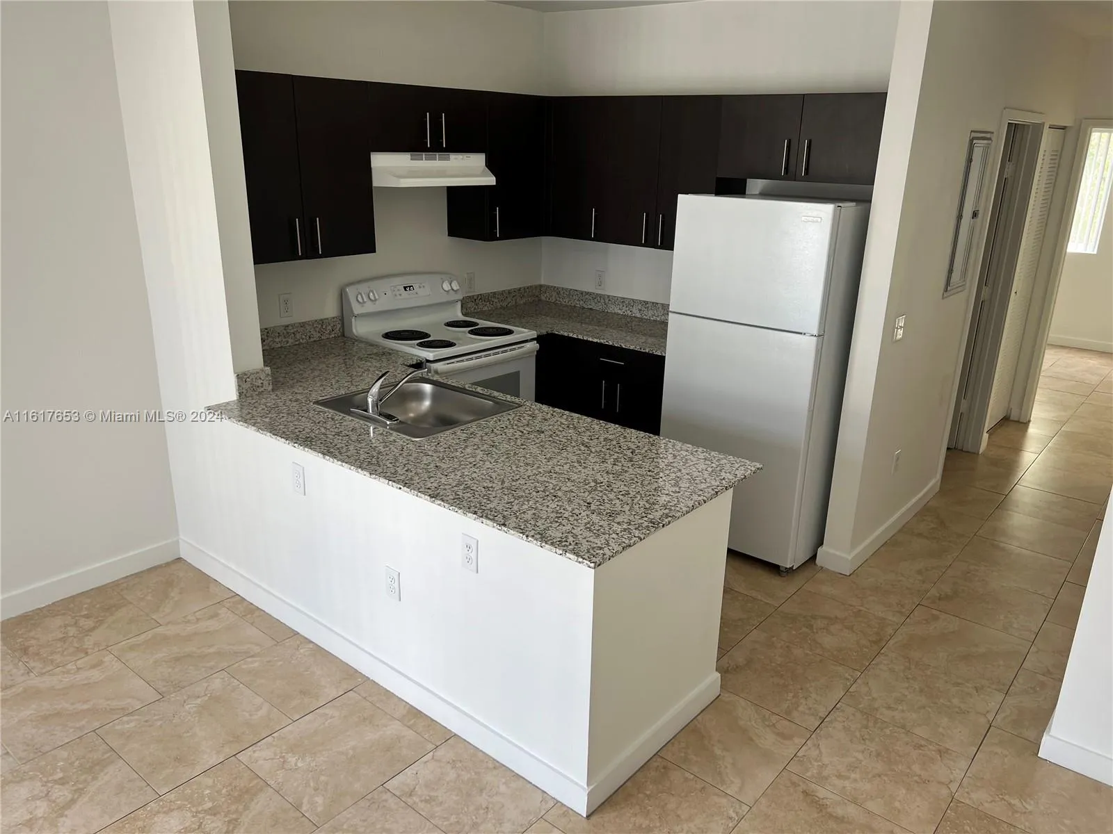 7945 W 2nd Ct # 102, Hialeah FL 33014
