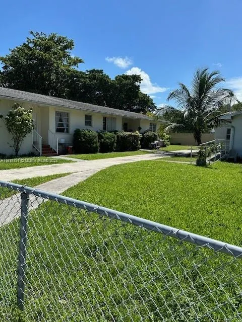 470 NW 26th Ave, Miami FL 33125