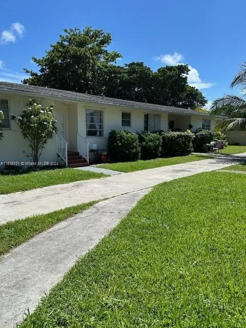 470 NW 26th Ave, Miami FL 33125