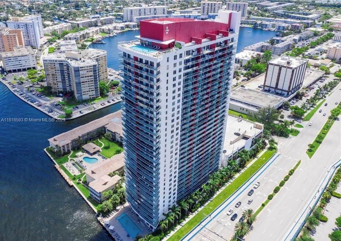 2 bedroom 2 bath for sale at 2602 E Hallandale Beach Blvd # R807, Hallandale Beach FL 33009