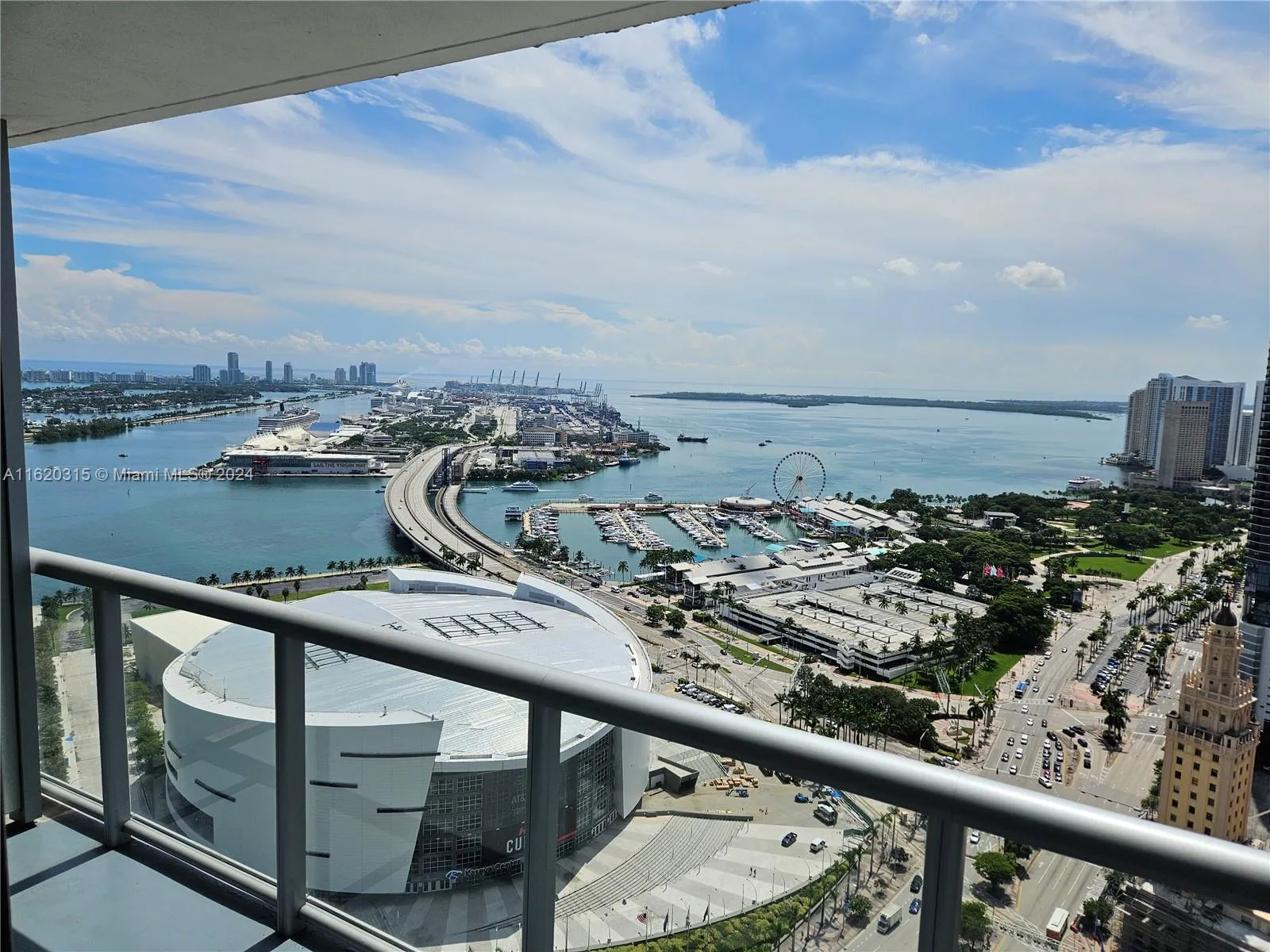 2 bedroom 2 bath for sale at 888 Biscayne Blvd # 4001, Miami FL 33132