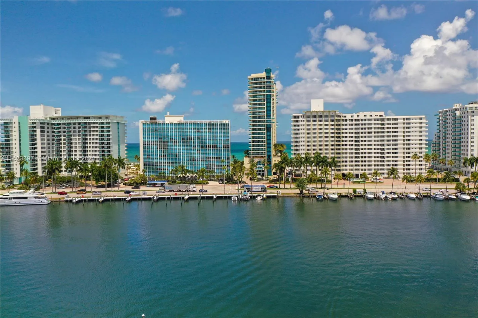 3 bedroom 3 bath for sale at 5025 Collins Ave # 903, Miami Beach FL 33140