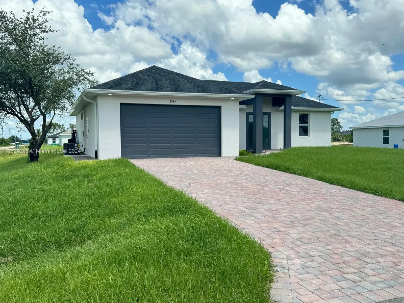 2044 Crawford Ave N, Lehigh Acres FL 33971