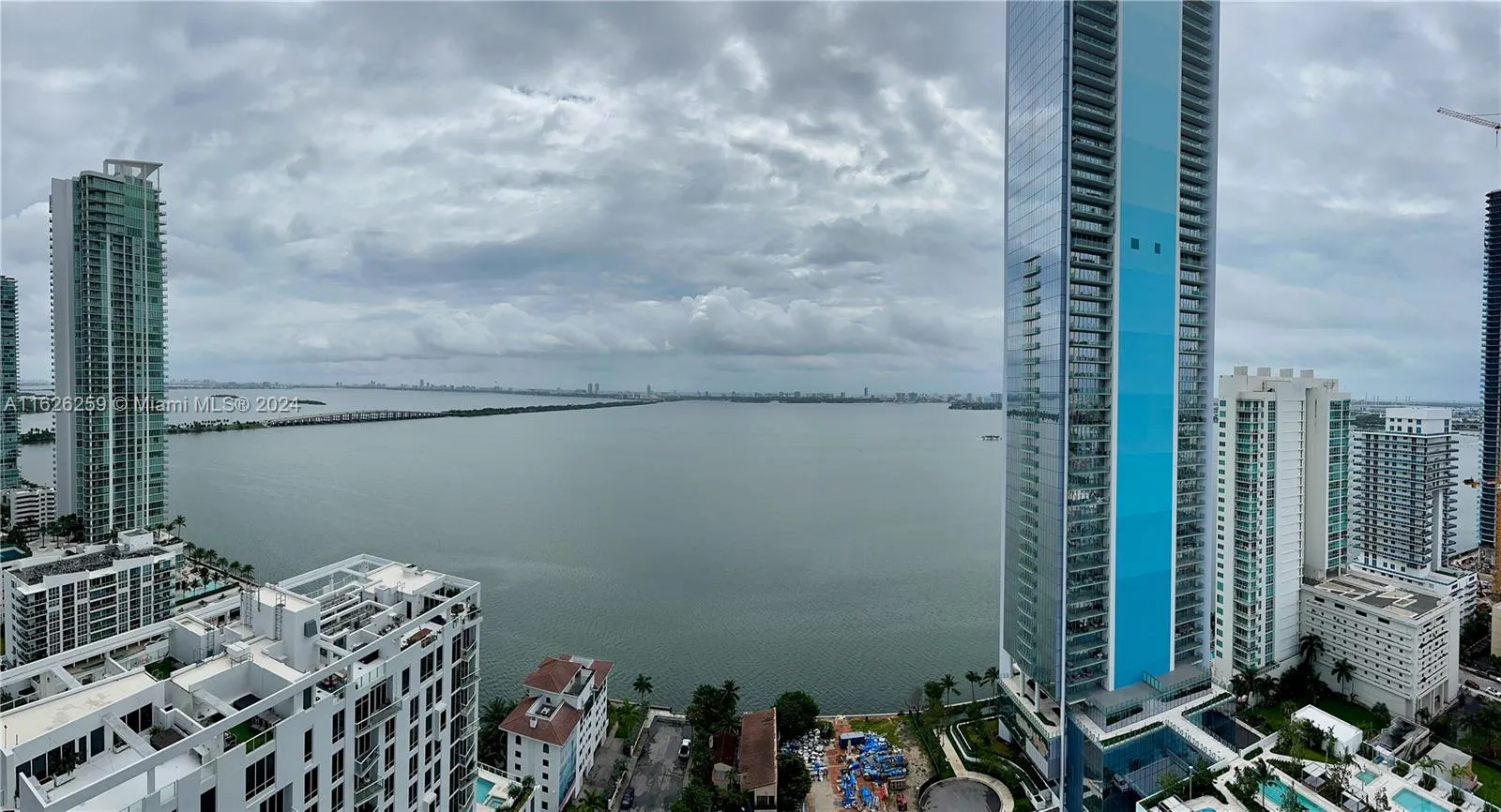 600 NE 27th St # 2302, Miami FL 33137