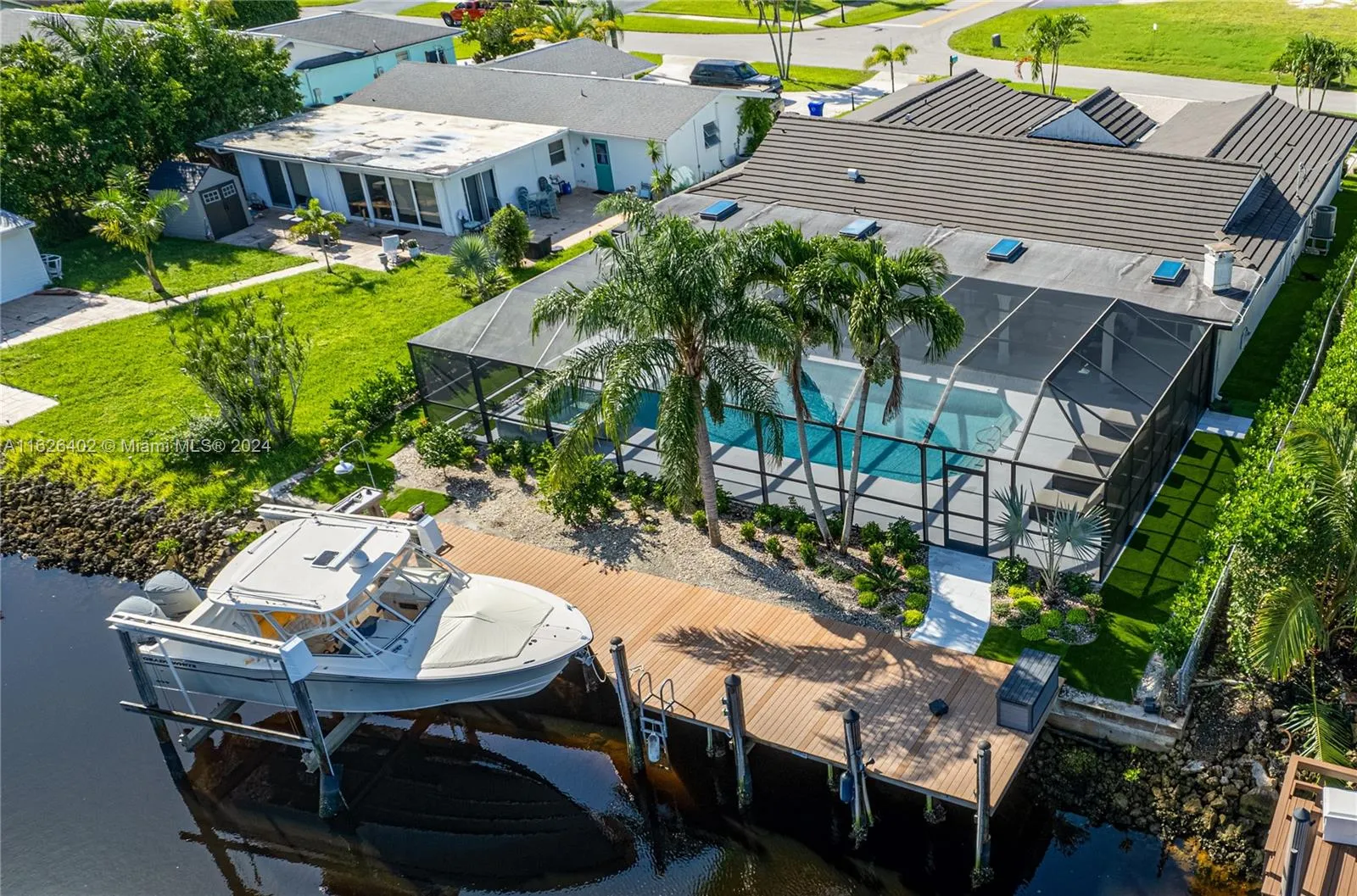 4 bedroom 3 bath for rent at 1575 Osprey Ave, Naples FL 34102