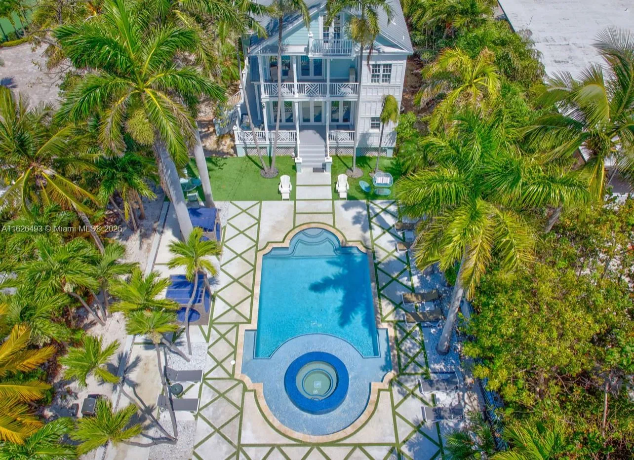 75761 Overseas Hwy, Islamorada FL 33036