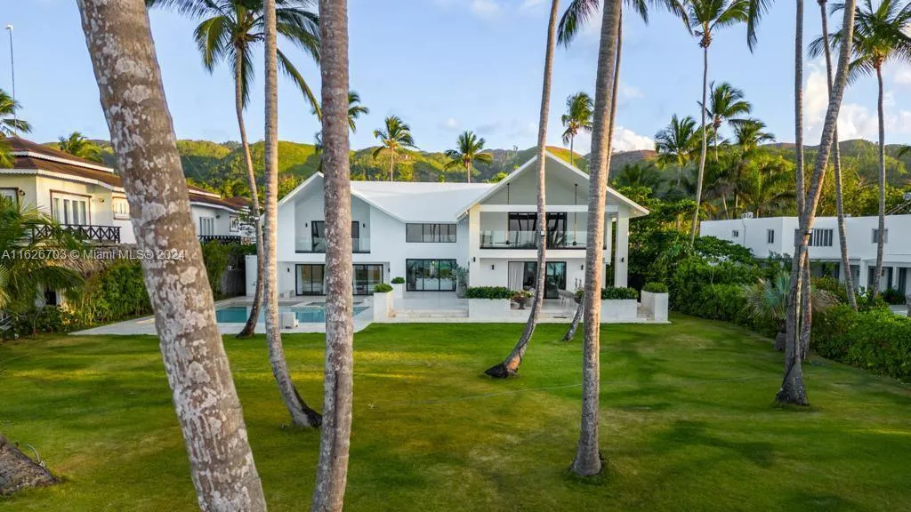 000 7CW3+8F Las Terrenas, Dominican Republic, FL 32000