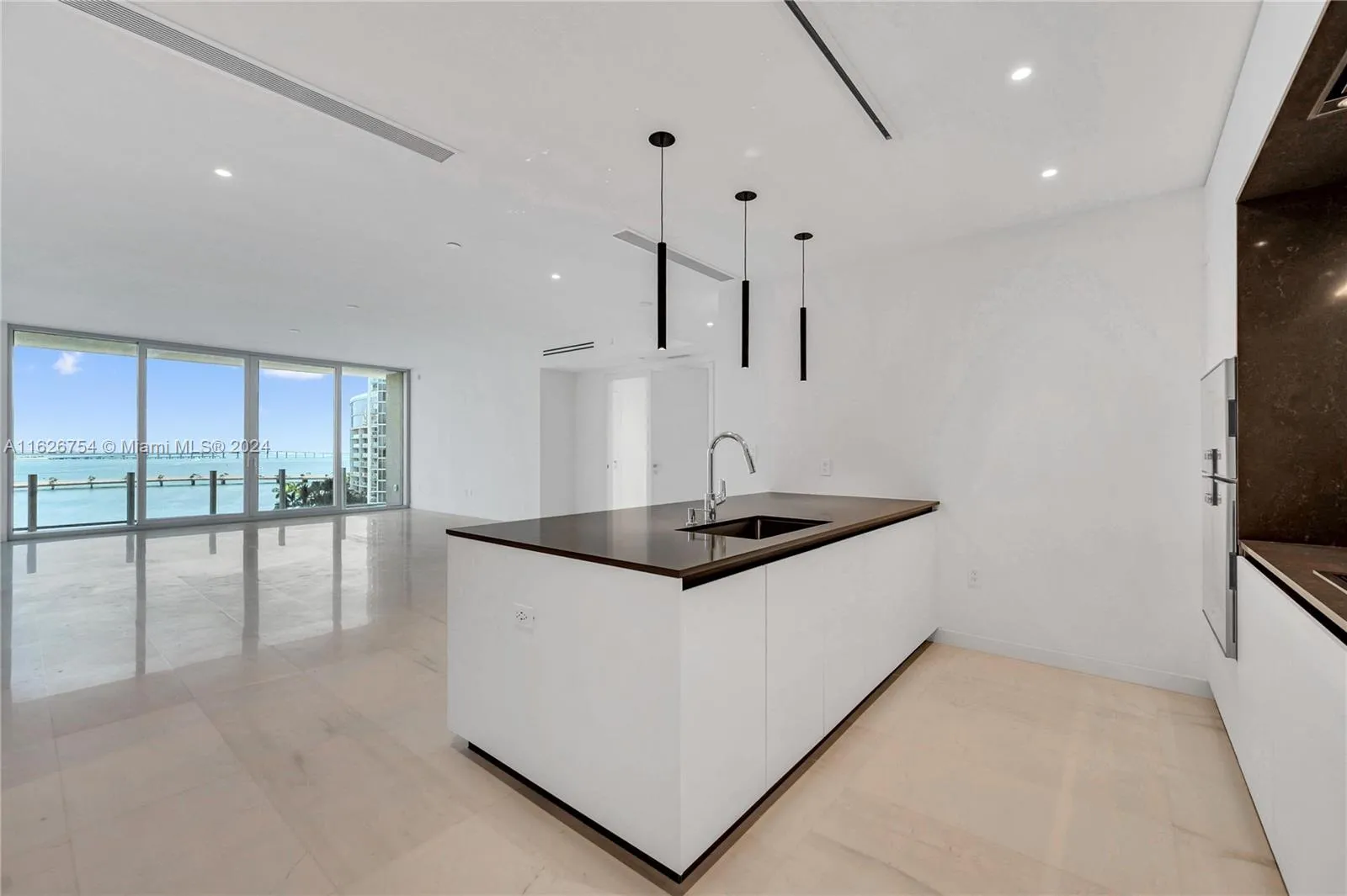 300 Biscayne Blvd Way # 703, Miami FL 33131