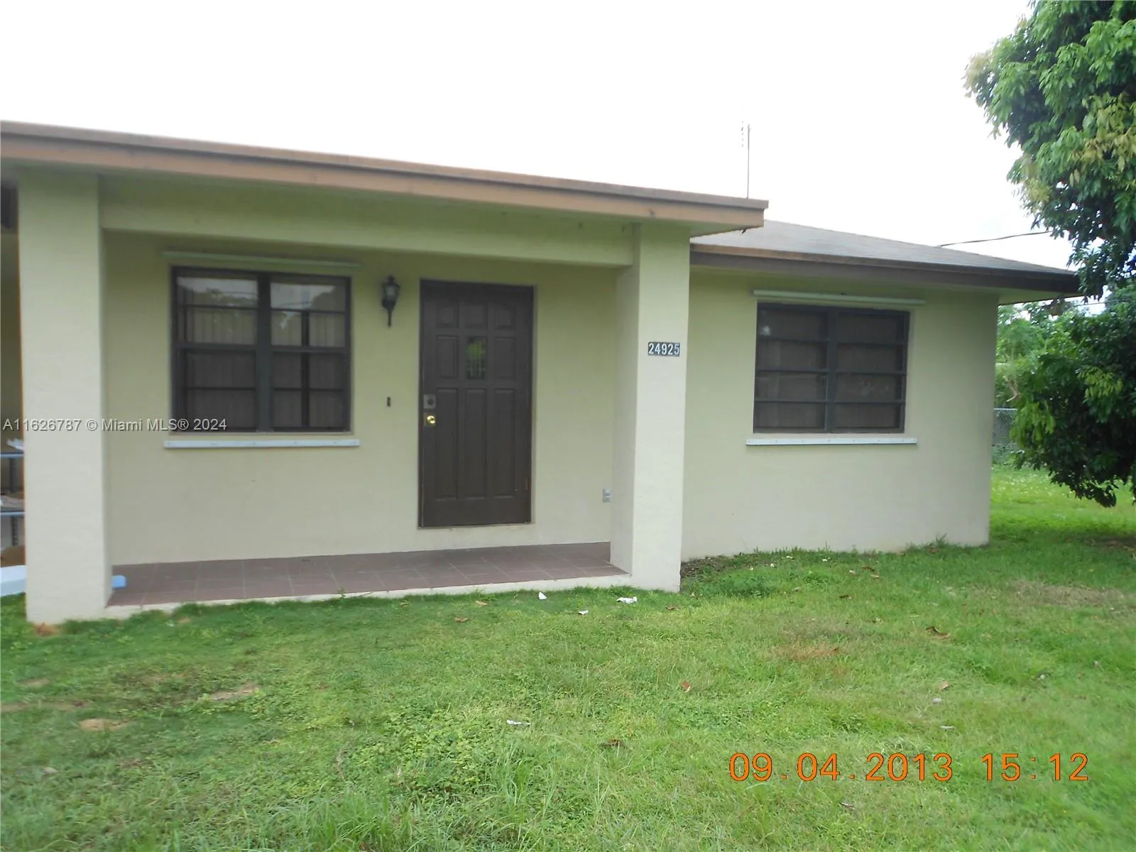 1 bedroom 1 bath for sale at 24925 SW 134th Ct, Homestead FL 33032