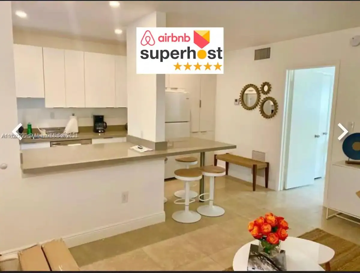 1 bedroom 1 bath for rent at 100 Sunrise Dr # 24, Key Biscayne FL 33149