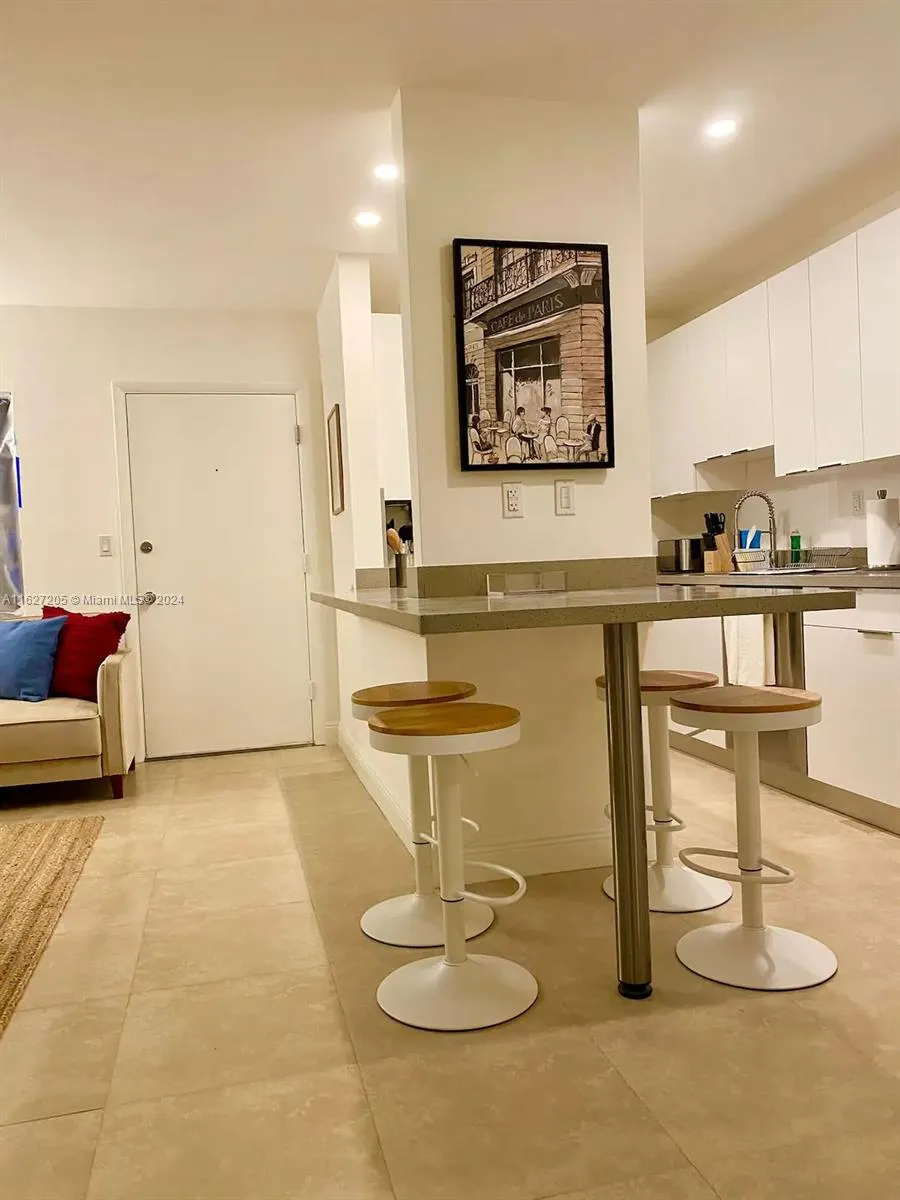 100 Sunrise Dr # 24, Key Biscayne FL 33149