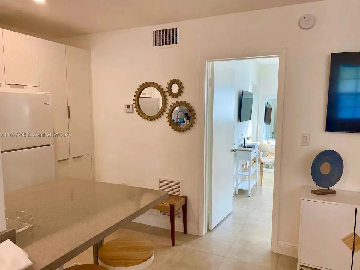 100 Sunrise Dr # 24, Key Biscayne FL 33149