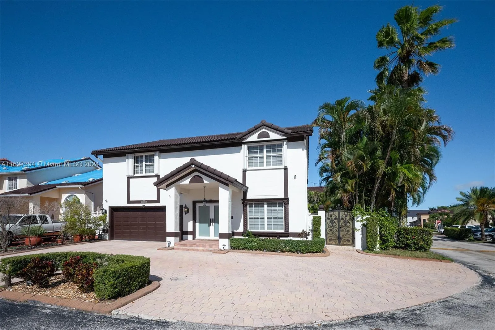 7949 NW 188th Ter, Hialeah FL 33015