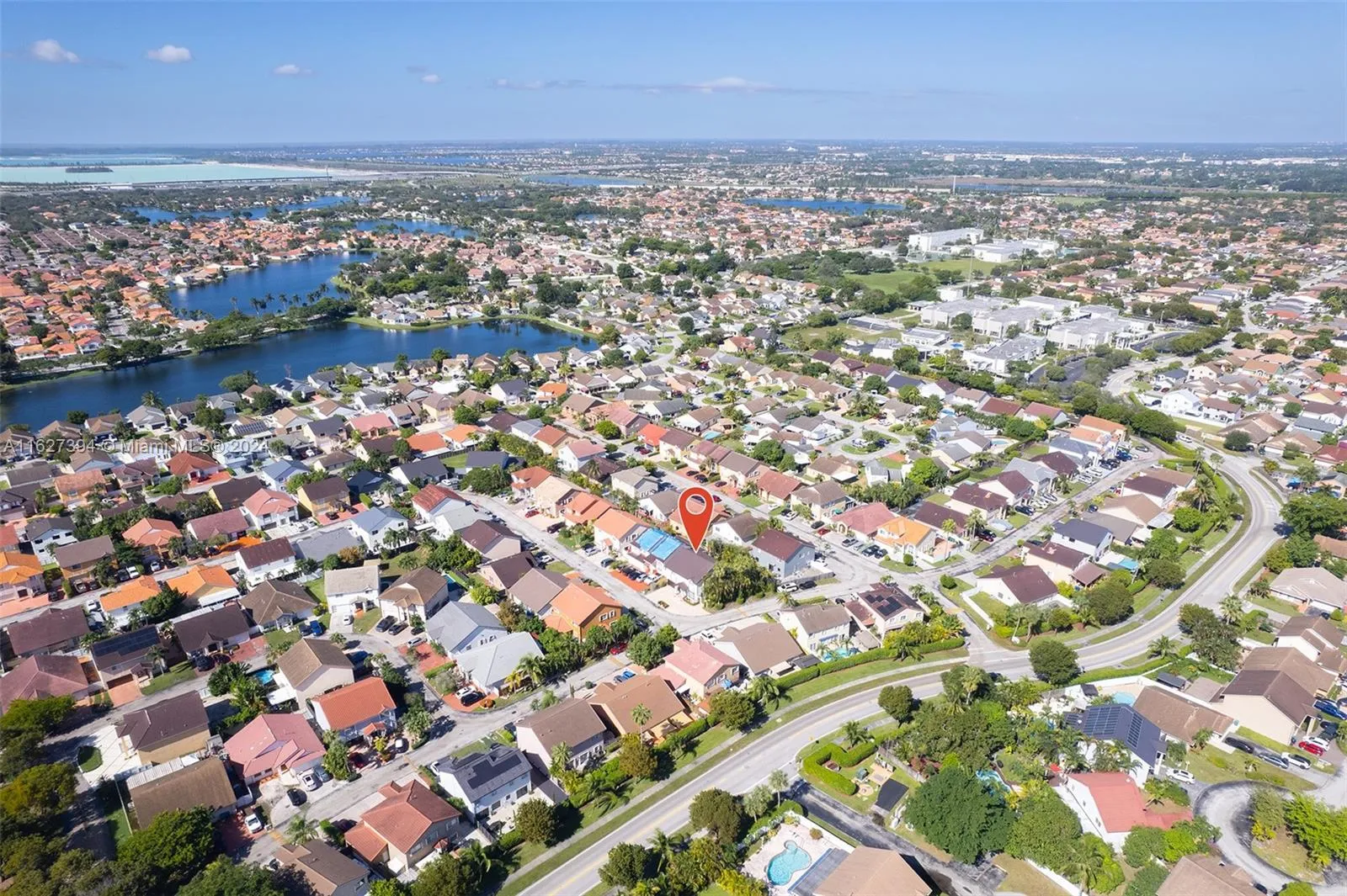 7949 NW 188th Ter, Hialeah FL 33015