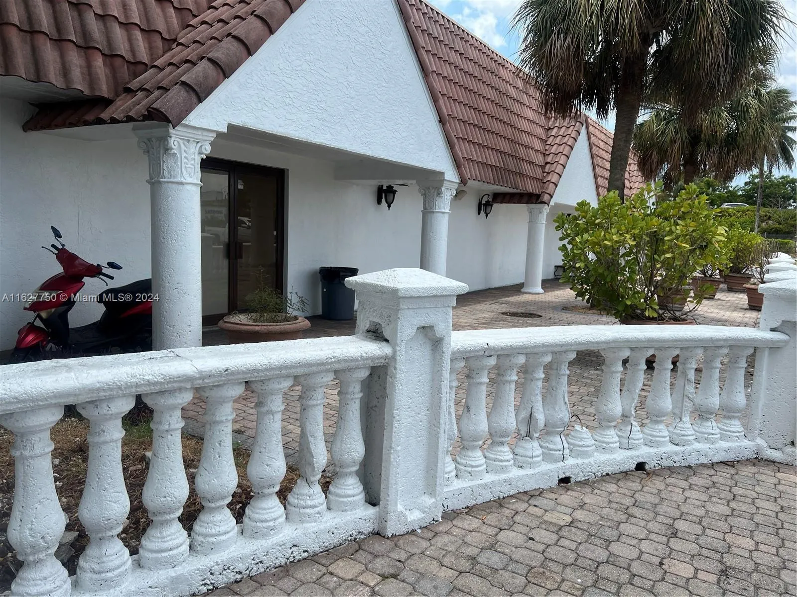 16805 NW 12th Ave, Miami Gardens FL 33169