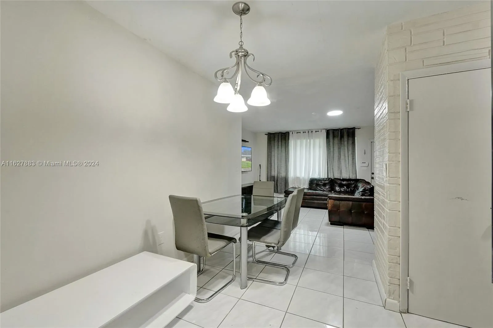 741 NW 175th Dr, Miami Gardens FL 33169