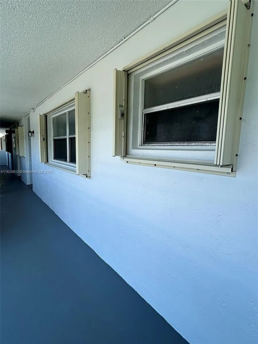 3600 NE 170th St # 411, North Miami Beach FL 33160