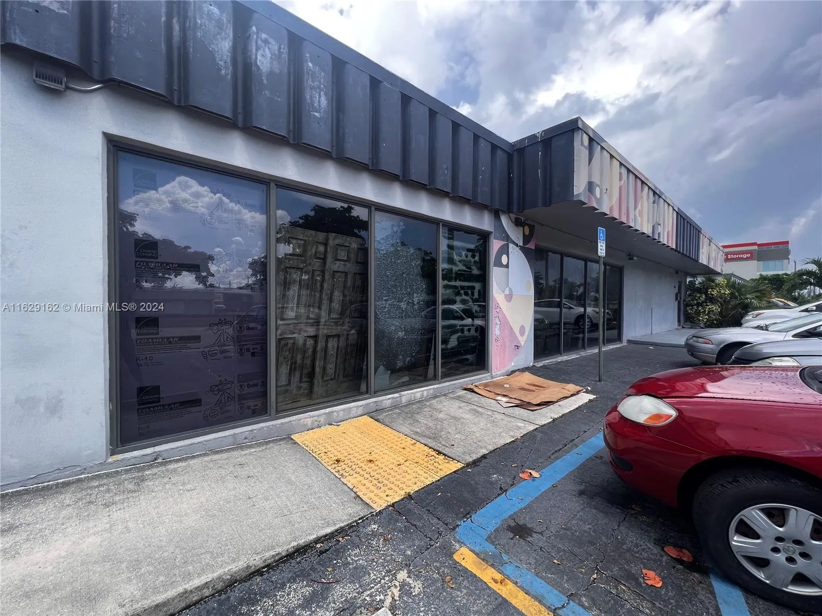 1100 S Dixie Hwy, Hollywood FL 33020