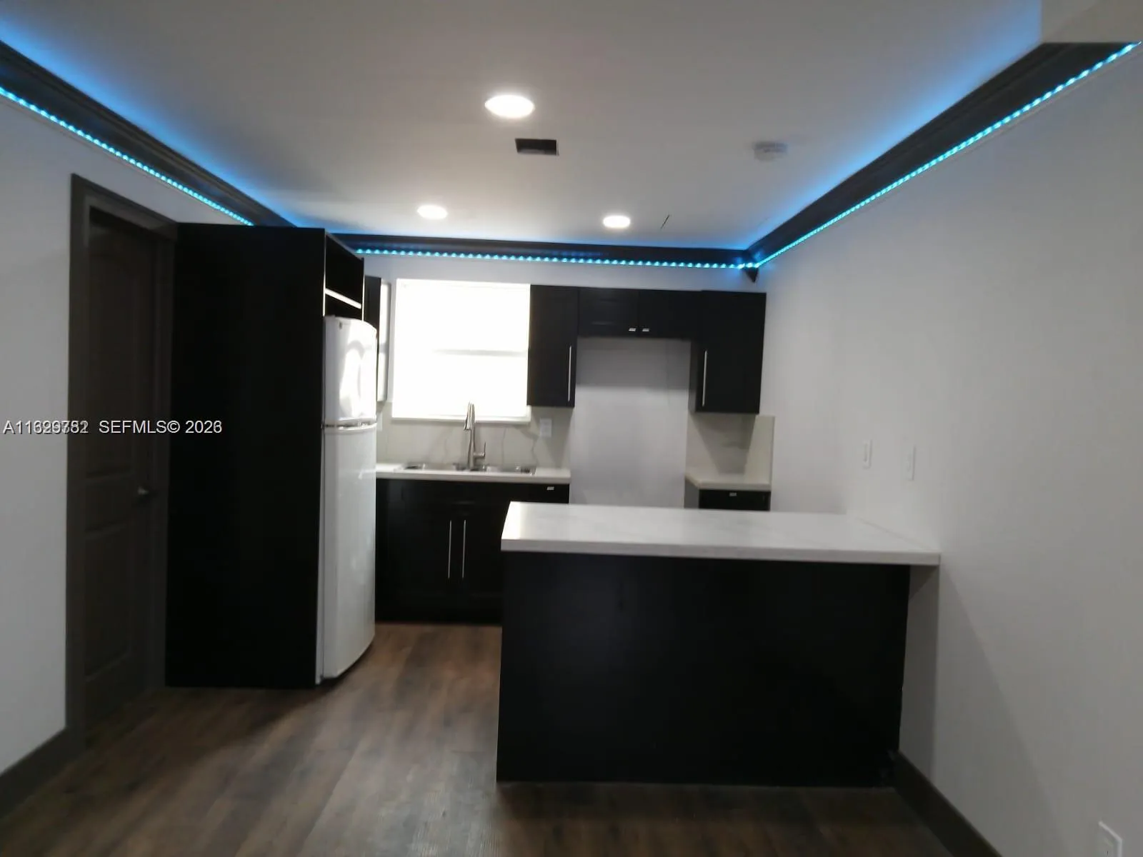 2720 NW 29th St # 2720, Miami FL 33142