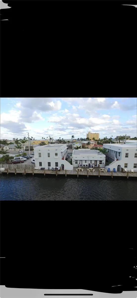 1 bedroom 1 bath for sale at 1908 N Ocean Dr # 15C, Hollywood FL 33019