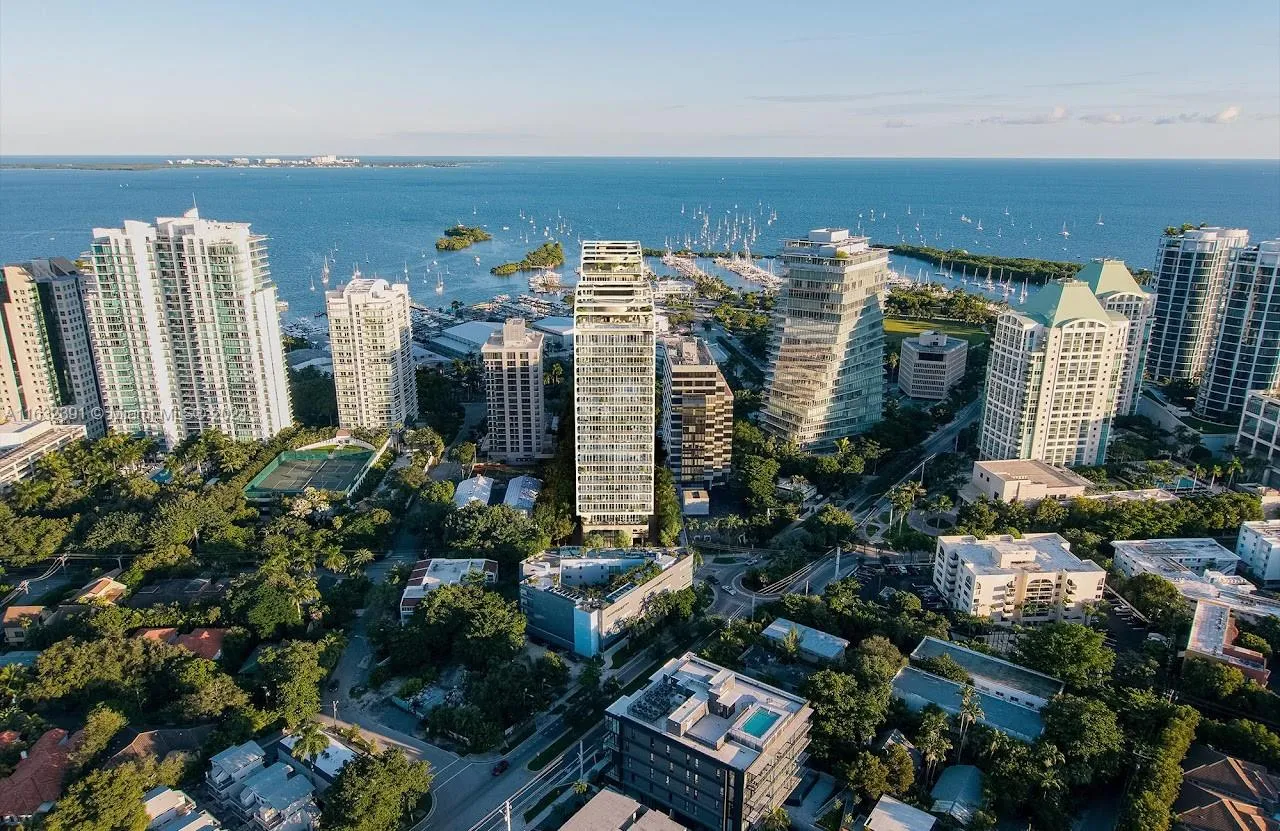 3 bedroom 3 bath for sale at 2678 Tigertail Ave # B, Miami FL 33133