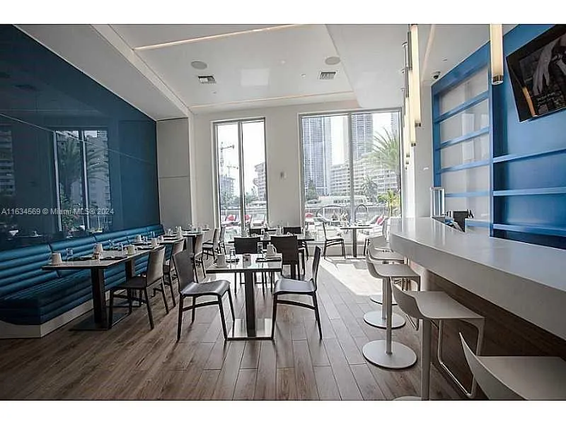 2602 E HALLANDALE BEACH BLVD # 2905, Hallandale Beach FL 33009