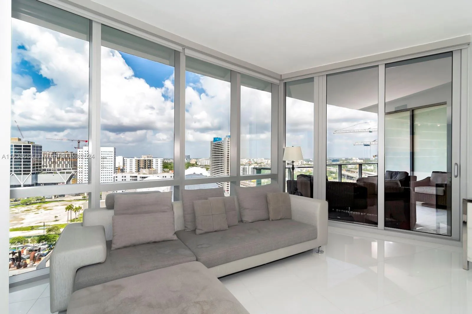 851 NE 1st Ave # 1710, Miami FL 33132