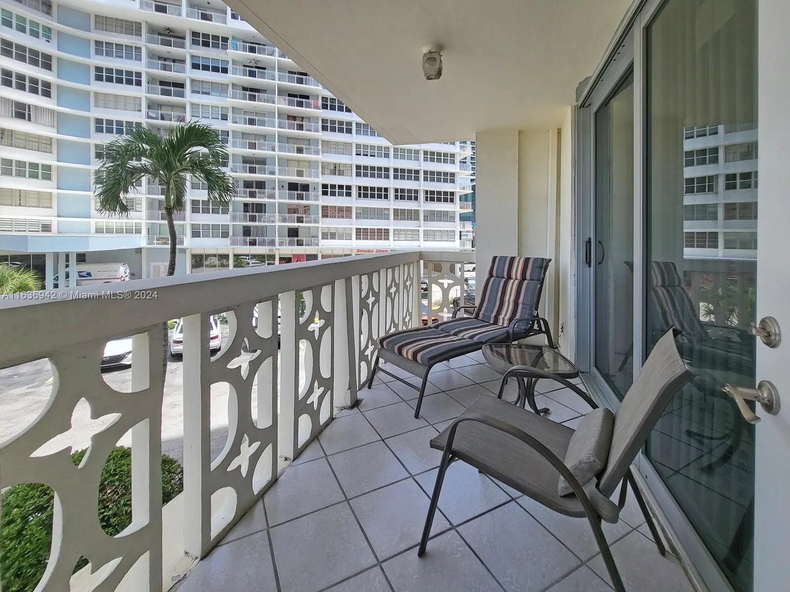 1825 S Ocean Dr # 206, Hallandale Beach FL 33009