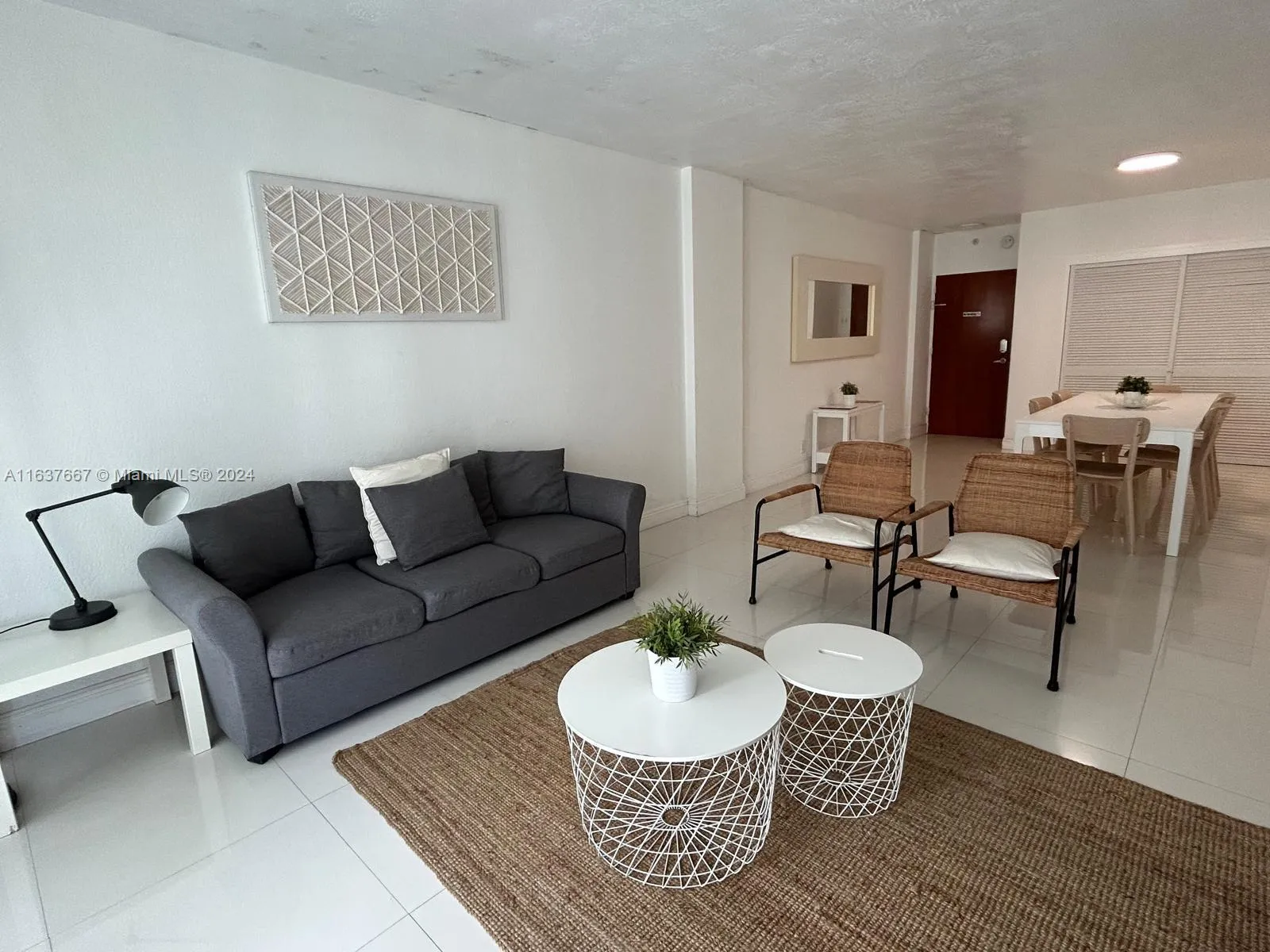 1 bedroom 1 bath for sale at 3801 S Ocean Dr # 9A, Hollywood FL 33019