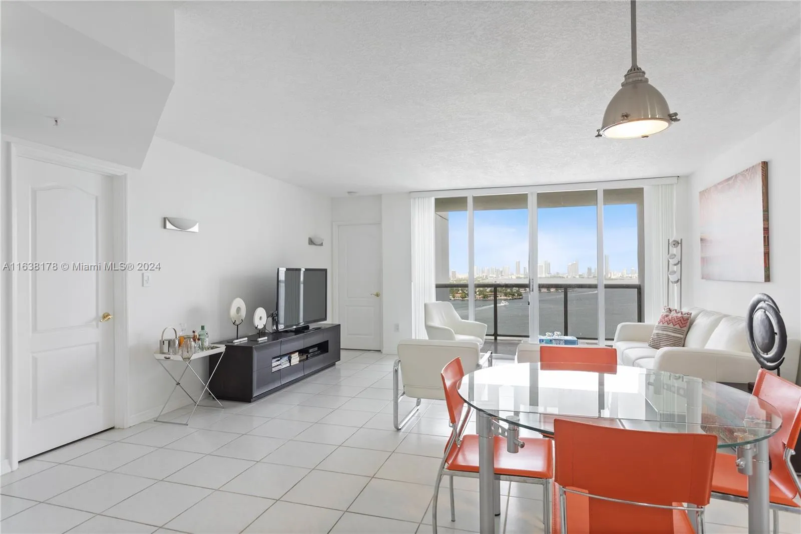 1900 Sunset Harbour Dr # 2214, Miami Beach FL 33139