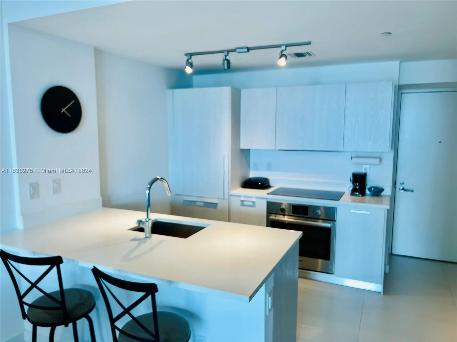 1 bedroom 1 bath for sale at 501 NE 31st St # 2204, Miami FL 33137