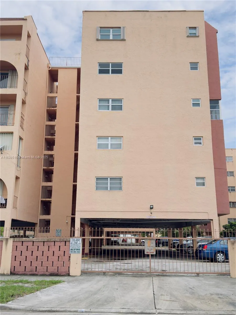 440 E 23rd St # 1219, Hialeah FL 33013