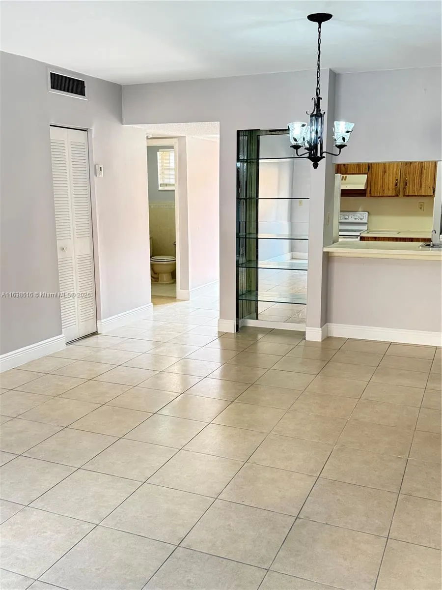 440 E 23rd St # 1219, Hialeah FL 33013