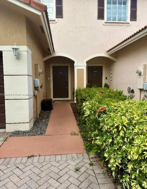 2 bedroom 2 bath for sale at 8832 S Isles Cir, Tamarac FL 33321