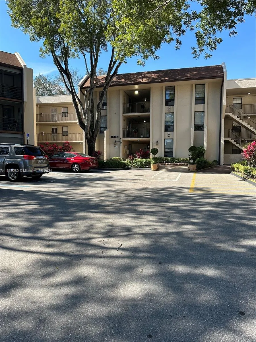 2 bedroom 2 bath for sale at 6701 N University Dr # 202, Tamarac FL 33321