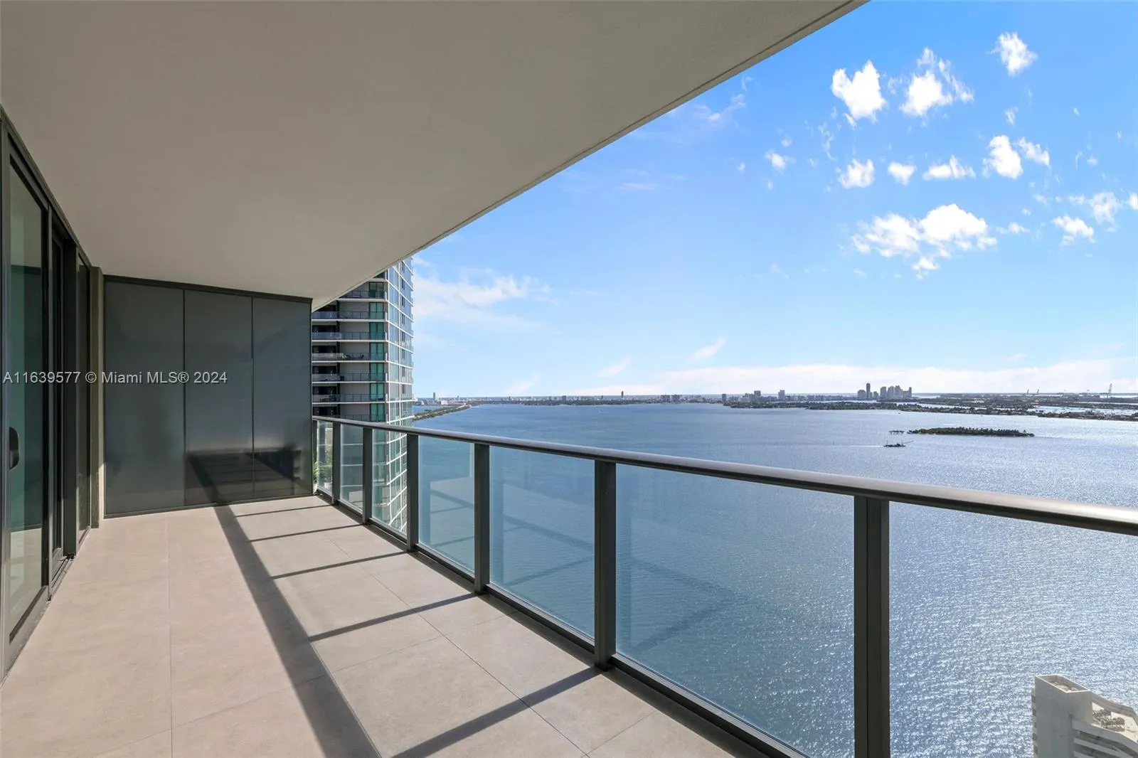 2 bedroom 3 bath for sale at 650 NE 32nd St # 3203, Miami FL 33137