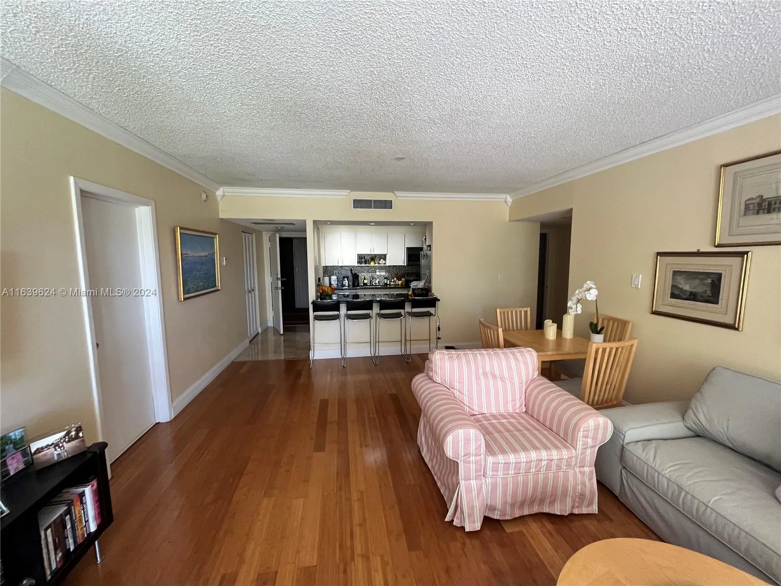 11111 Biscayne Blvd # 2D, Miami FL 33181