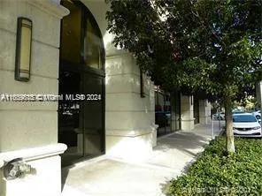 2020 Ponce De Leon Blvd, Coral Gables FL 33134