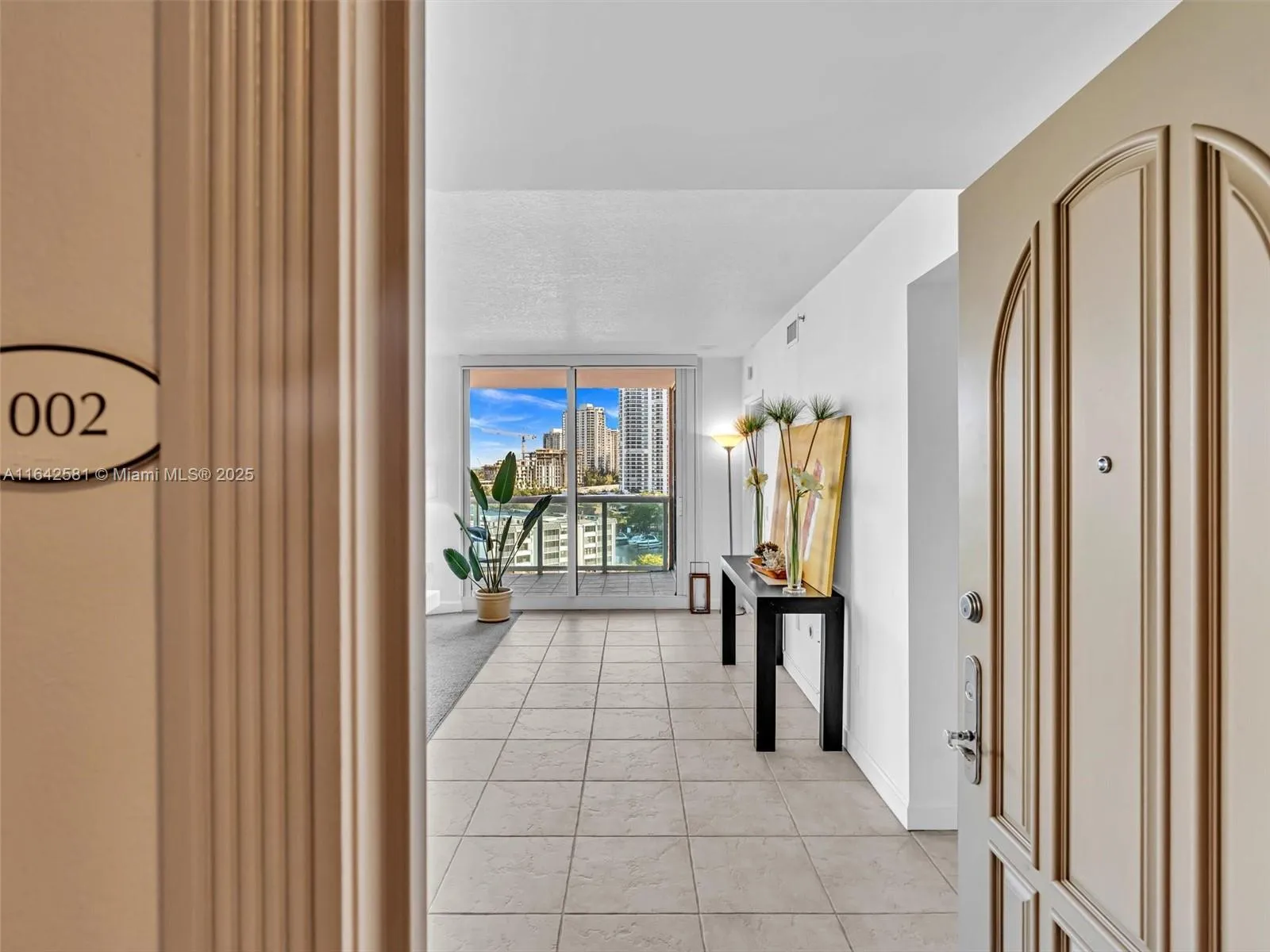 3370 Hidden Bay Dr # 1002, Aventura FL 33180