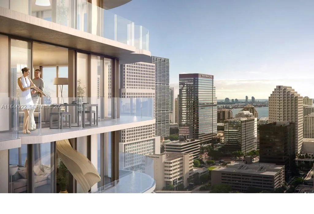 45 SW 9th St # 1005, Miami FL 33130