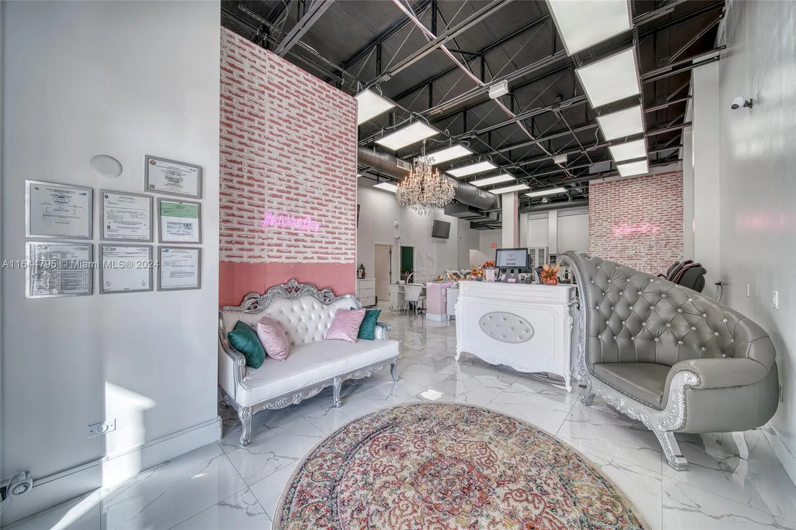 for sale at Full-Service Beauty Salon For Sale in Pinecrest, Miami FL 33156