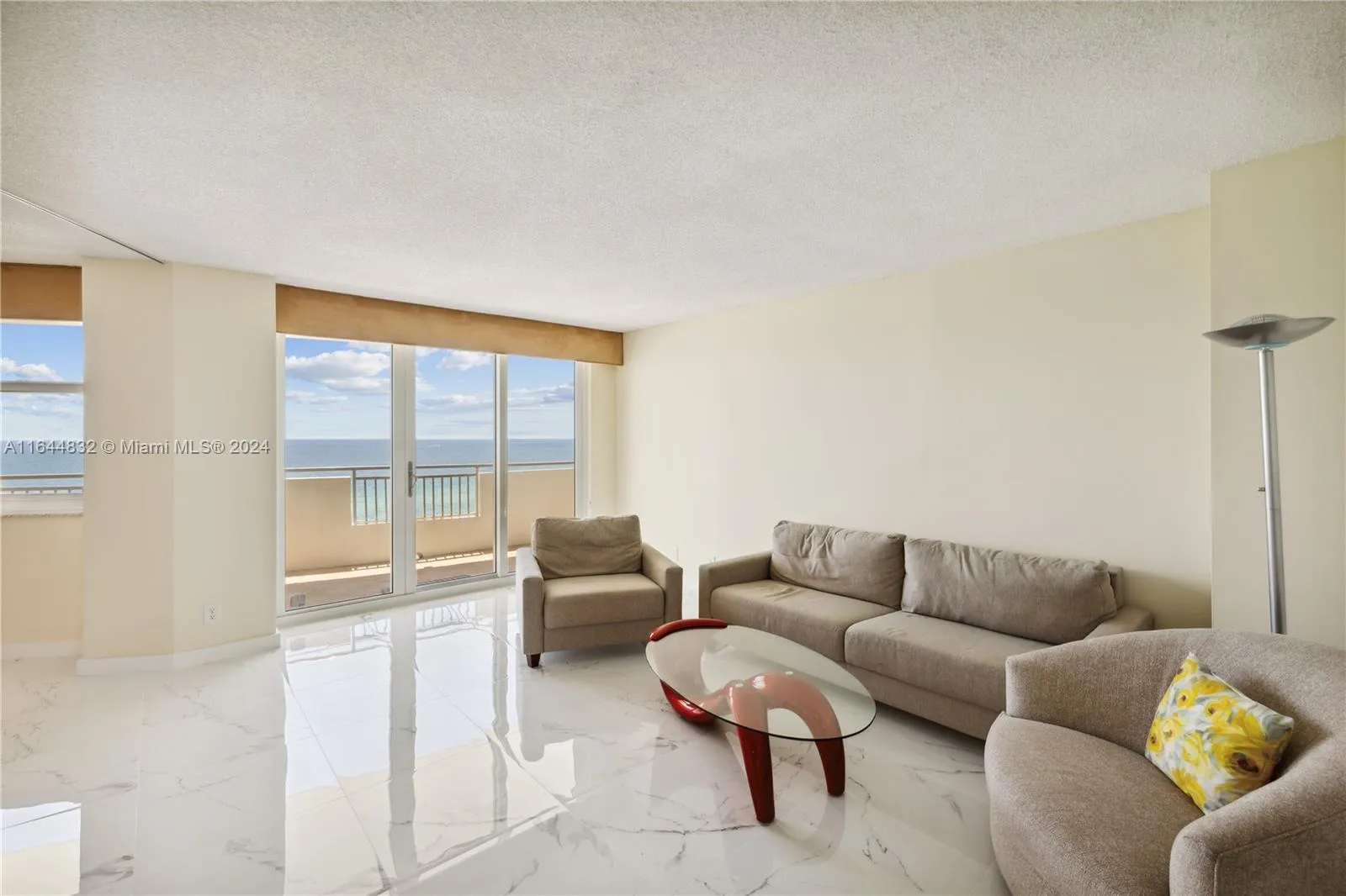 3180 S Ocean Dr # 912, Hallandale Beach FL 33009