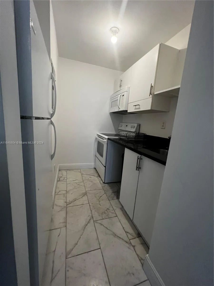920 Jefferson Ave # 3, Miami Beach FL 33139