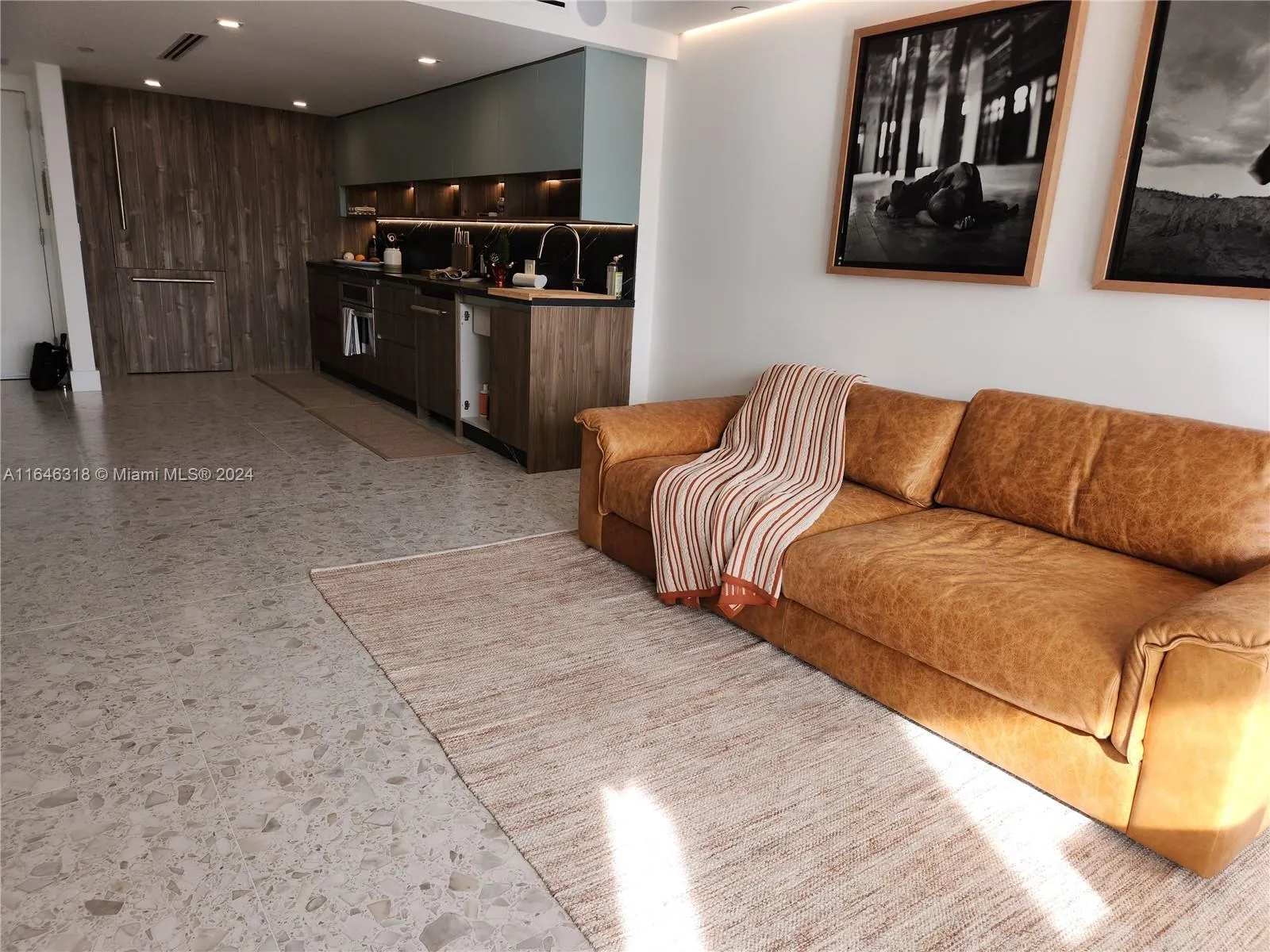 2555 Collins Ave # 306, Miami Beach FL 33140