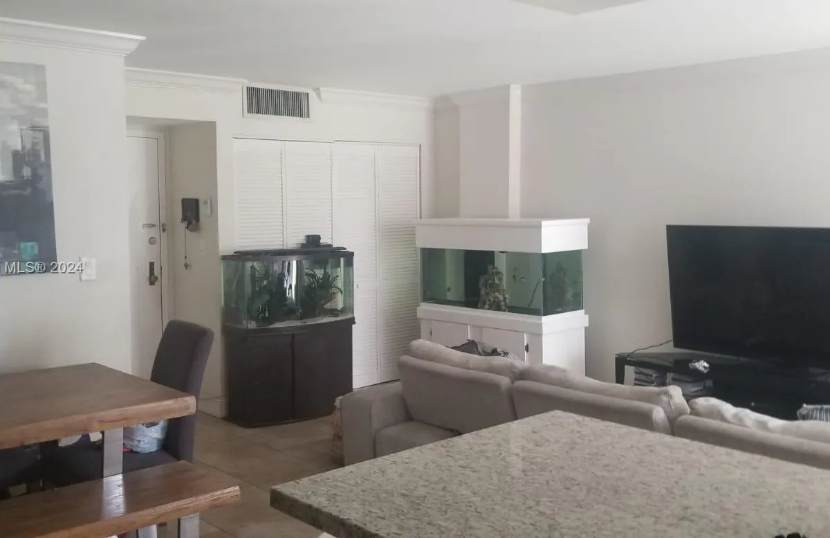 17021 N Bay Rd # 127, Sunny Isles Beach FL 33160