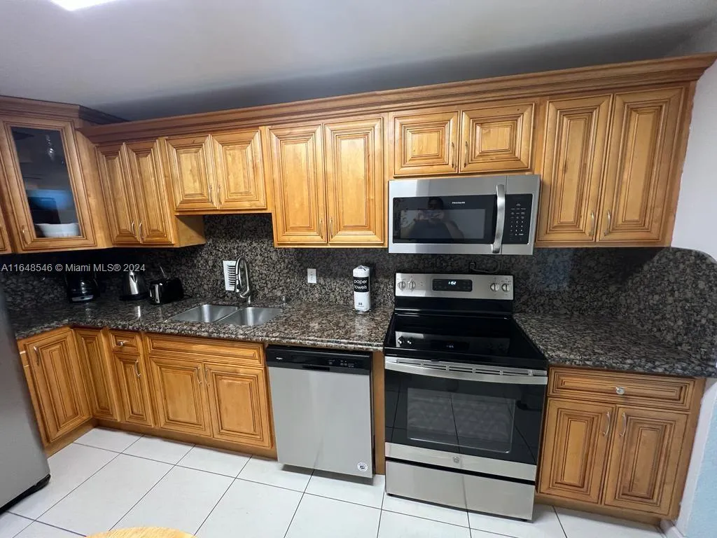 3901 S Ocean Dr # 3A, Hollywood FL 33019